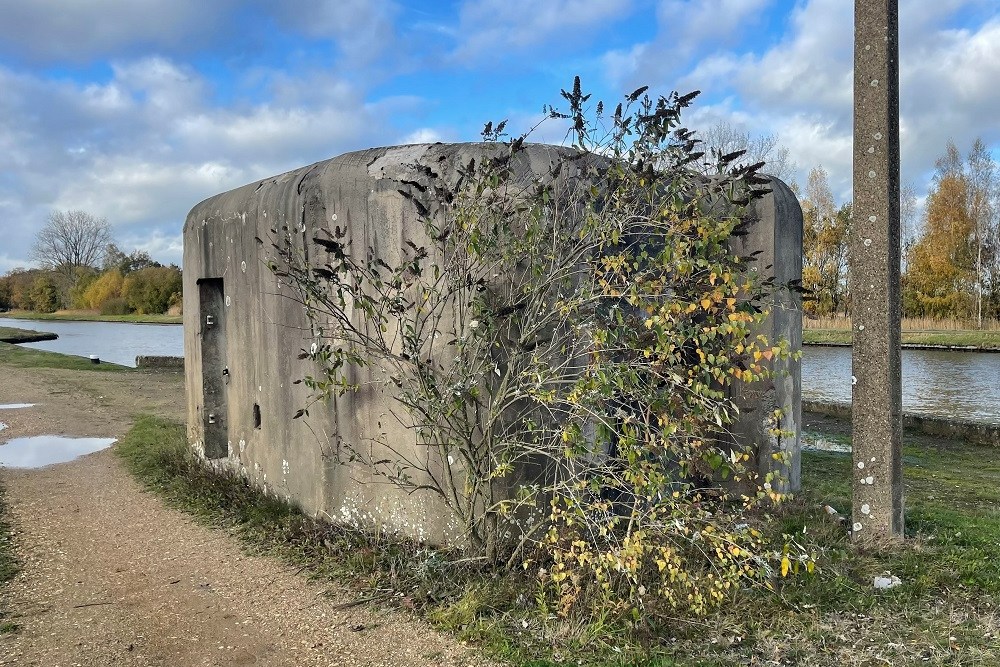 Bunker 12 Border Defence Bocholt-Herentals Canal #1