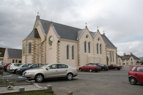 Oorlogsgraf van het Gemenebest Holy Family Catholic Churchyard