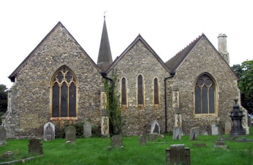 Oorlogsgraven van het Gemenebest St. John the Baptist Churchyard