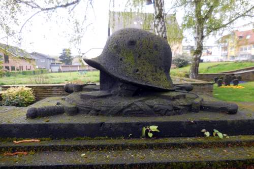 Oorlogsmonument Remagen #3