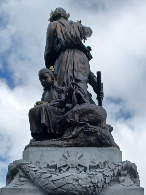 Oorlogsmonument Caudry #1