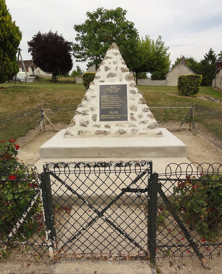 Oorlogsmonument Sainte-Preuve #1