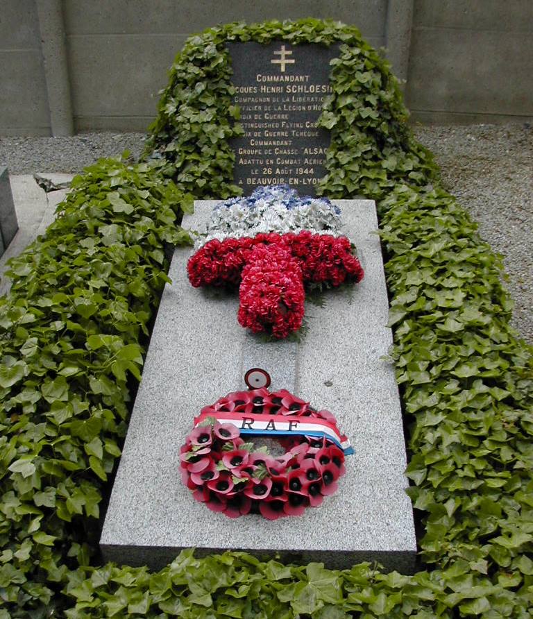 Grave of Jacques-Henri Schloesing #1