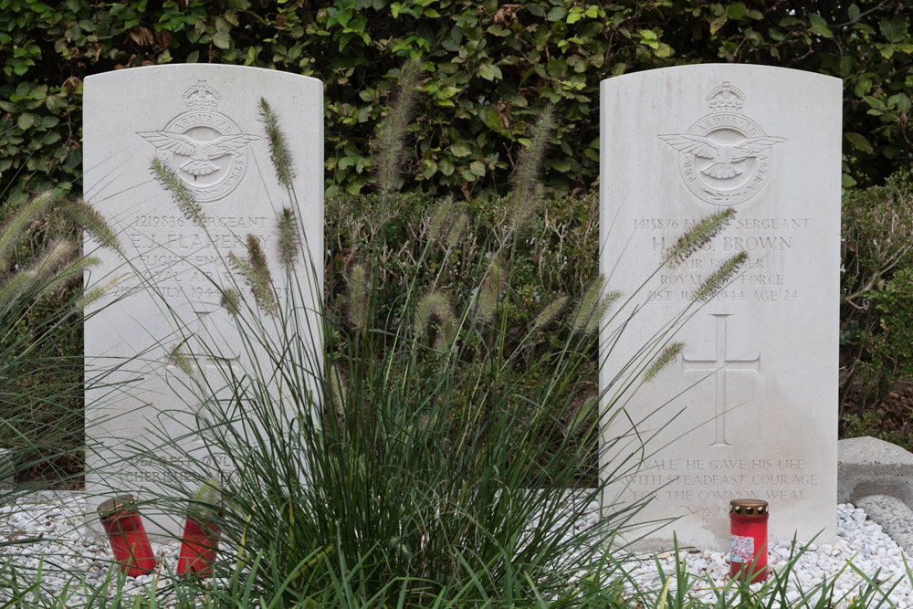 Commonwealth War Graves Roman Catholic Cemetery Boxtel #4