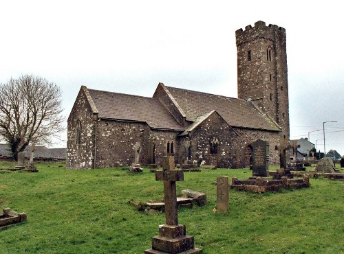 Oorlogsgraf van het Gemenebest St. Peter Churchyard #1