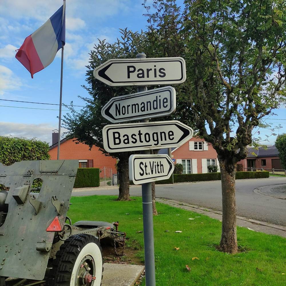 Monument Bevrijding1944 Hannuit #5