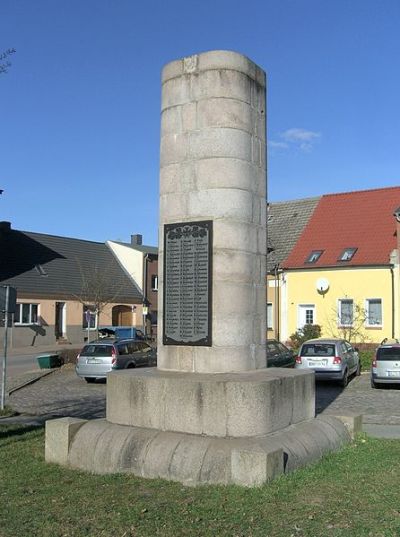 War Memorial Schwaan #1