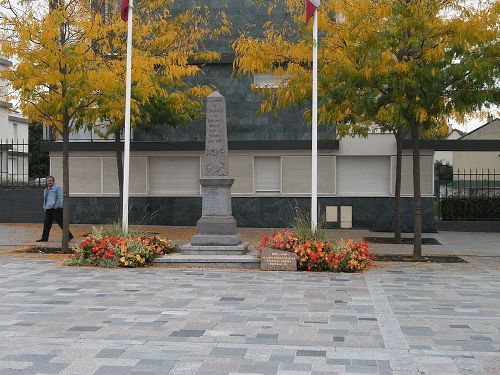 Oorlogsmonument Tinqueux #1