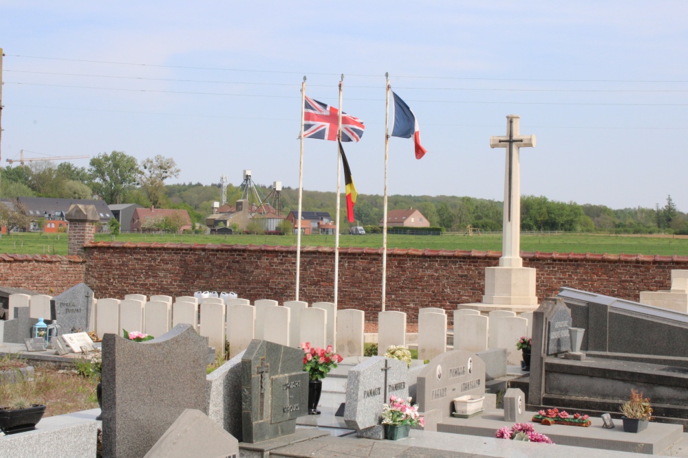 Commonwealth War Graves Audregnies #1