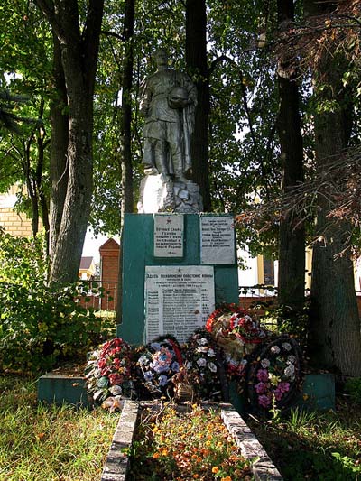 Mass grave Soviet Soldiers Nikolskoye #1