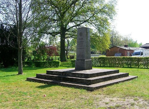 War Memorial Marnitz #1