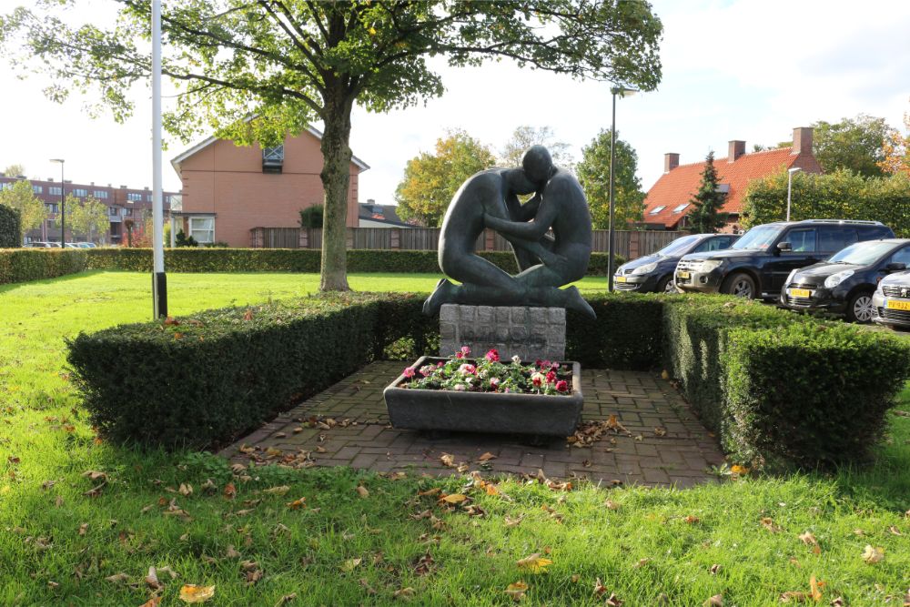 War Memorial Vlijmen #1