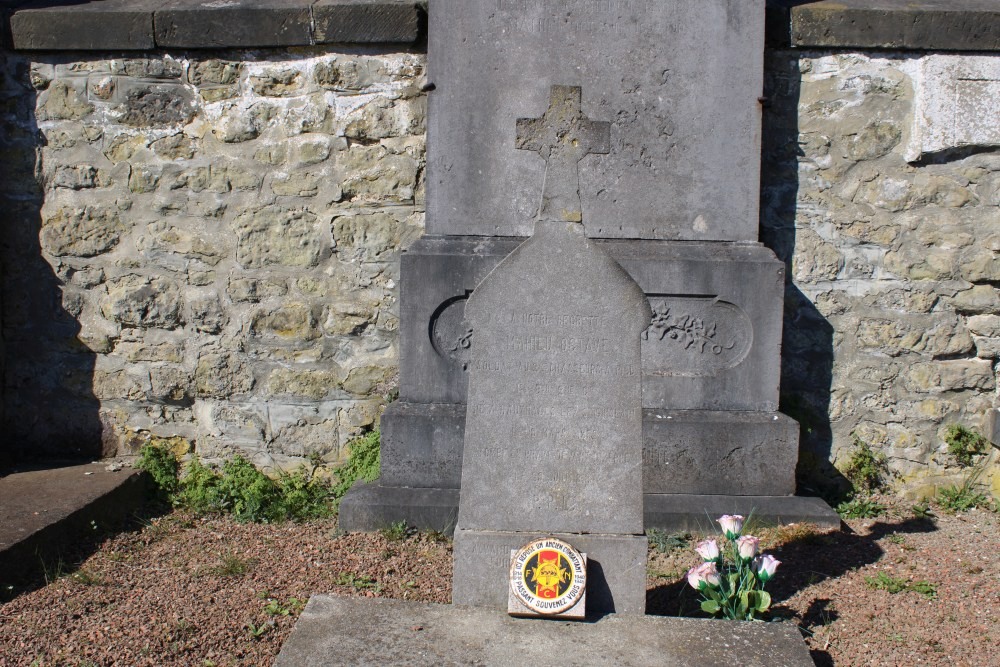 Belgian War Graves Hautrage