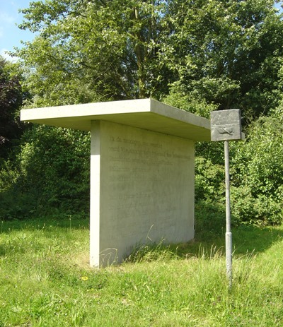 Monument Wieldrecht #2