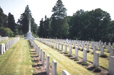 Commonwealth War Graves Netley Military Cemetery