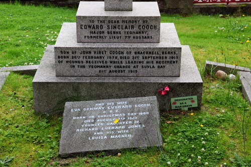 Commonwealth War Graves St. Andrew Episcopalian Churchyard #2