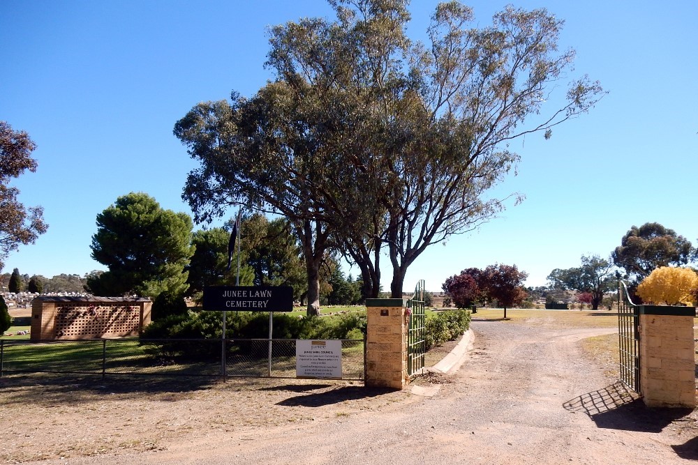 Commonwealth War Graves Junee Cemetery #1