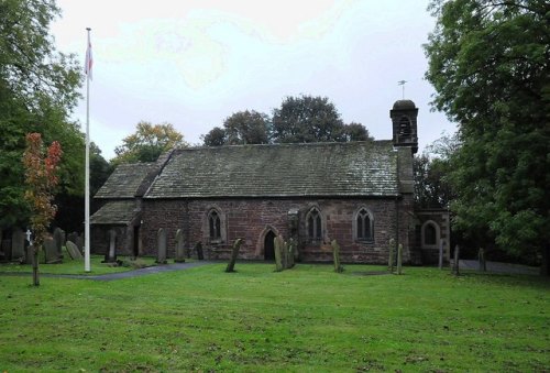Oorlogsgraf van het Gemenebest Euxton Churchyard