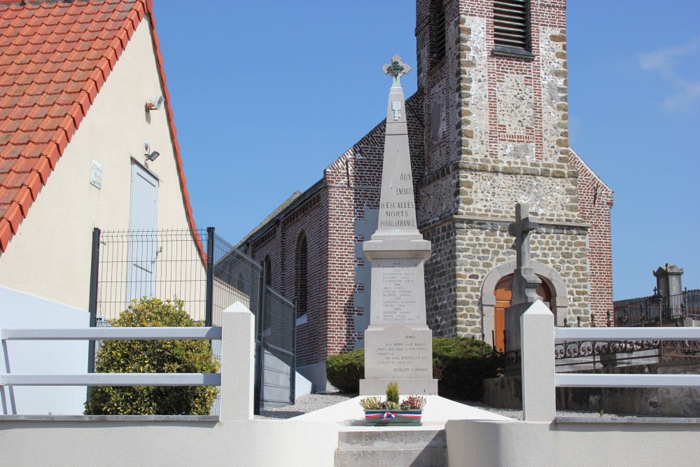 Oorlogsmonument Begraafplaats Escalles