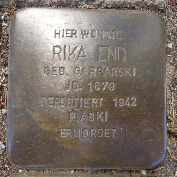 Stumbling Stones Bahnhofstraße 11