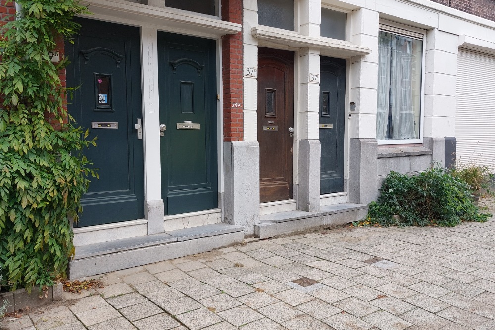 Stumbling Stones Burgemeester Meineszlaan 39a #4