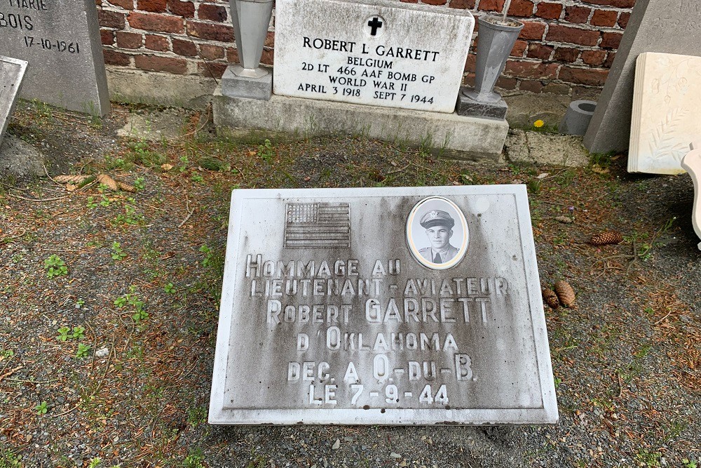 Isolated Grave American Soldier #3