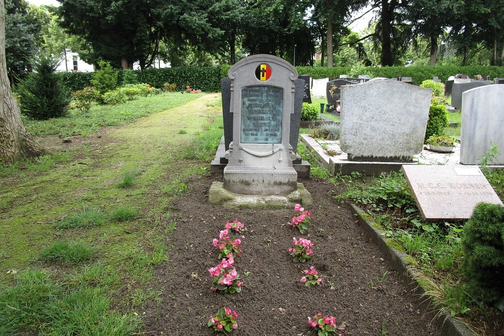 Belgian War Graves Deventer #1