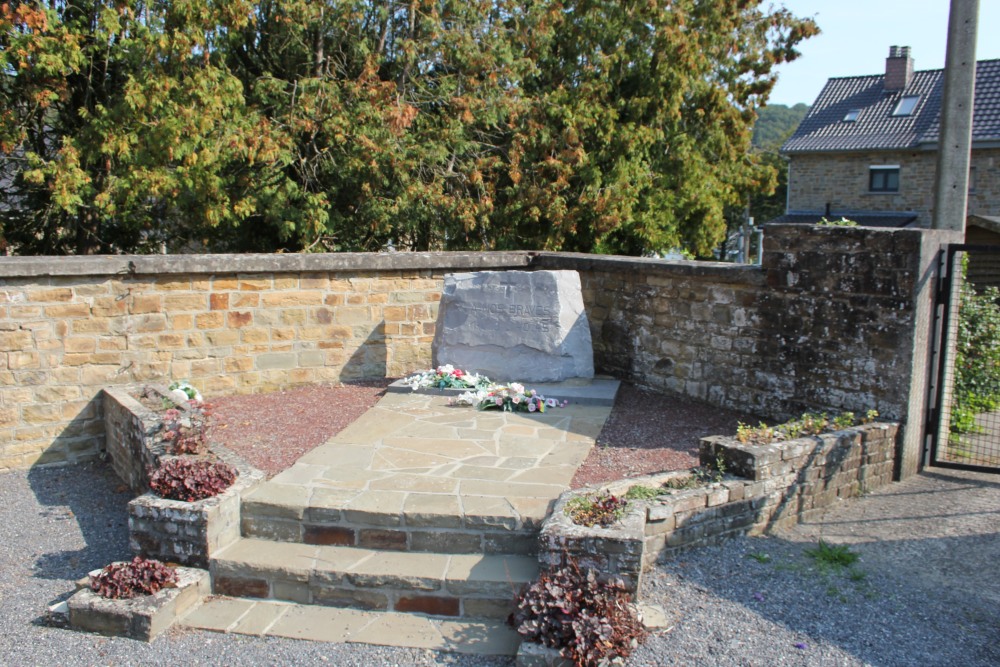 War Memorial Cemetery Poulseur