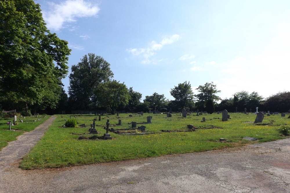 Commonwealth War Graves Walton-on-the-Naze Cemetery #1
