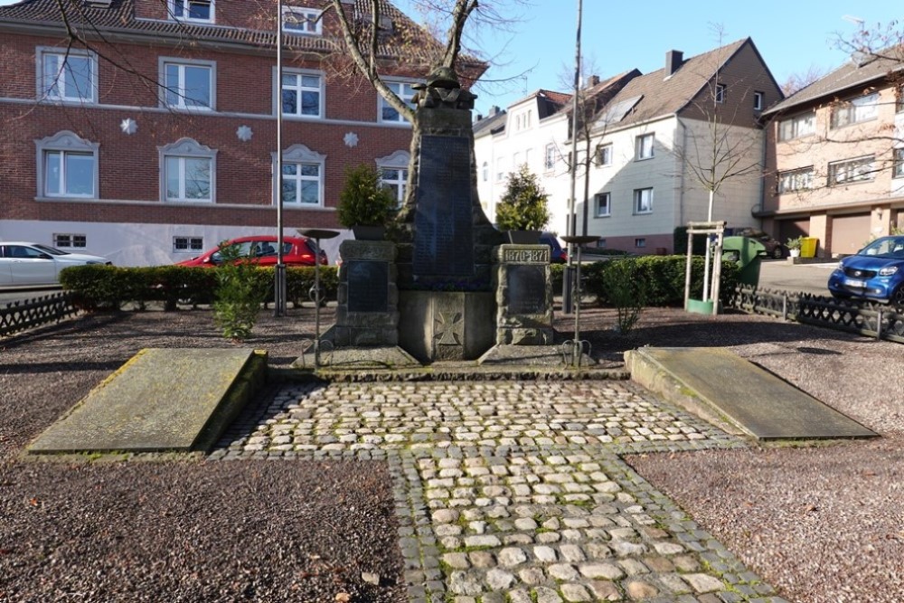 Oorlogsmonument Rhe #2