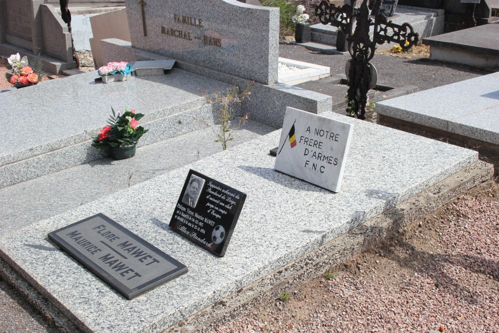 Belgian Graves Veterans Haneffe Churchyard #1