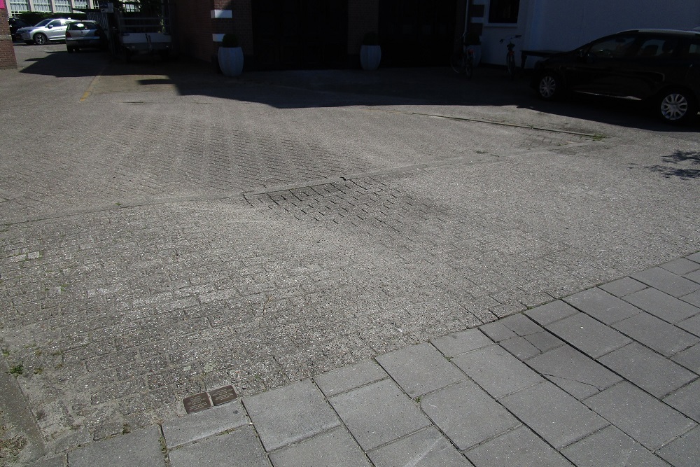 Stumbling Stones Wierdensestraat 53 #4