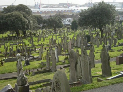 Commonwealth War Graves Danygraig Cemetery