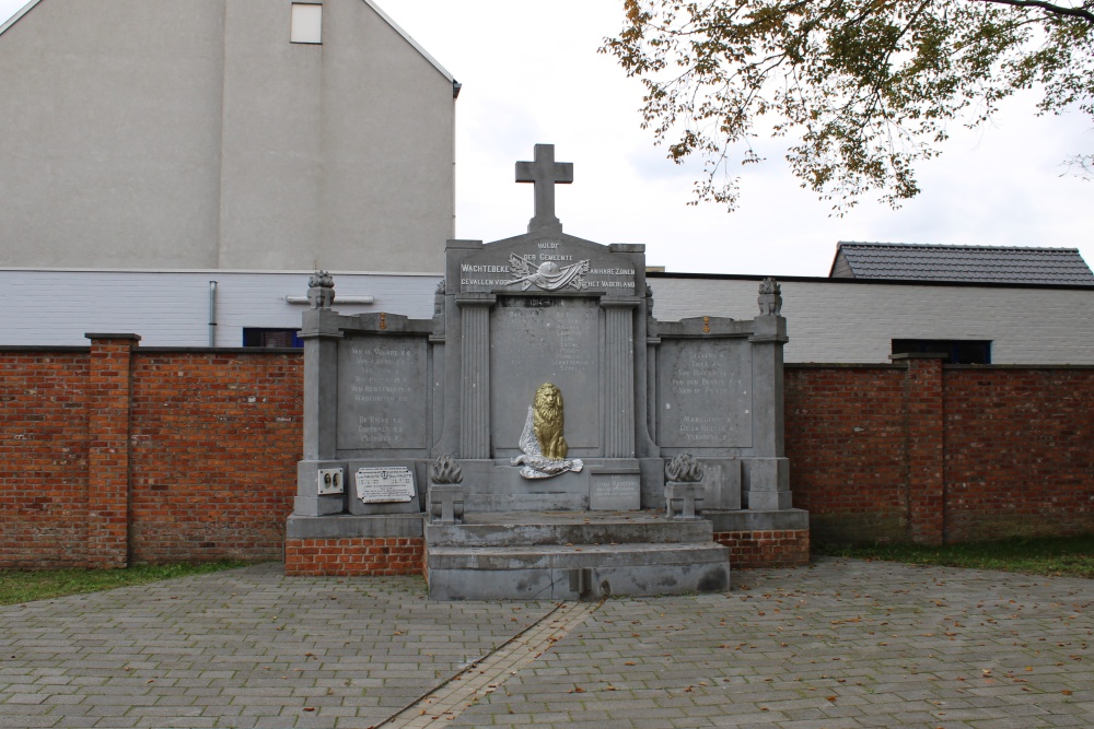 War Memorial Wachtebeke #1