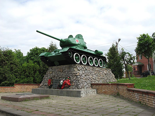 Liberation Memorial (T-34/85 Tank) #1