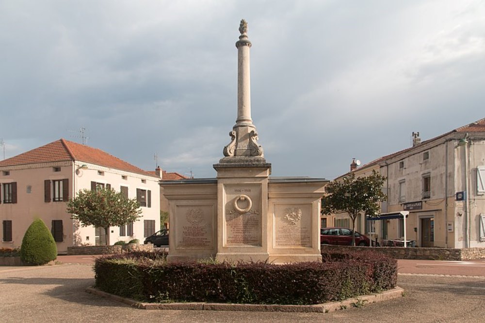 Oorlogsmonument Saint-Martin-d'Estraux #1