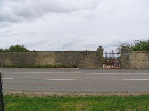 Oorlogsgraven van het Gemenebest Laneuville-sur-Meuse
