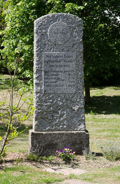 Oorlogsmonument Niendorf #1