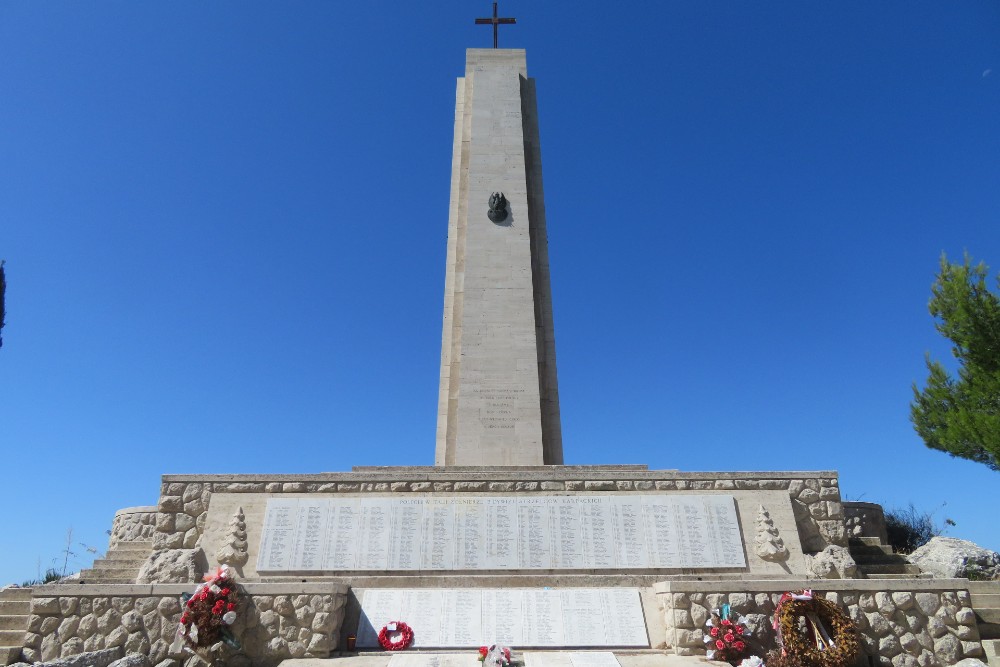 Memorial 3rd Carpathian Infantry Division Hill 593