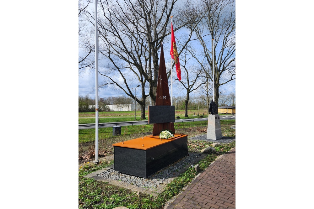 Memorials Regiment Infantry Oranje Gelderland #2