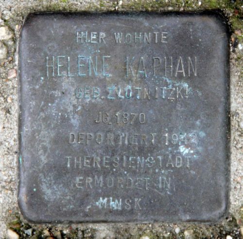 Stolpersteine Wallstrae 70 #2