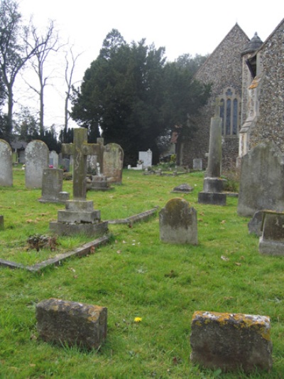 Oorlogsgraven van het Gemenebest St. Margaret and St. Catherine Churchyard #1