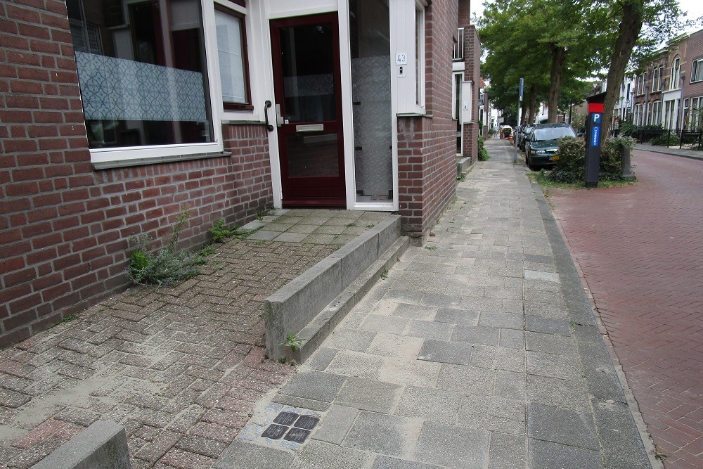 Stumbling Stones Groeneweg 43