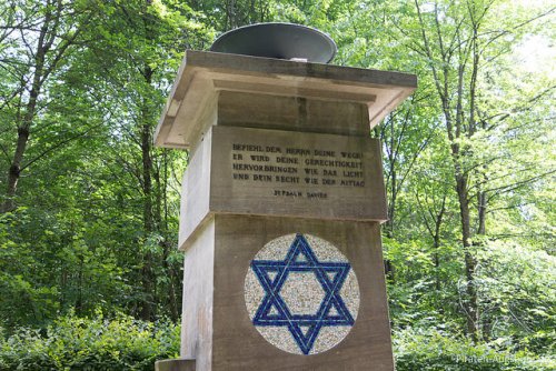 Kampbegraafplaats Kamp Landsberg am Lech