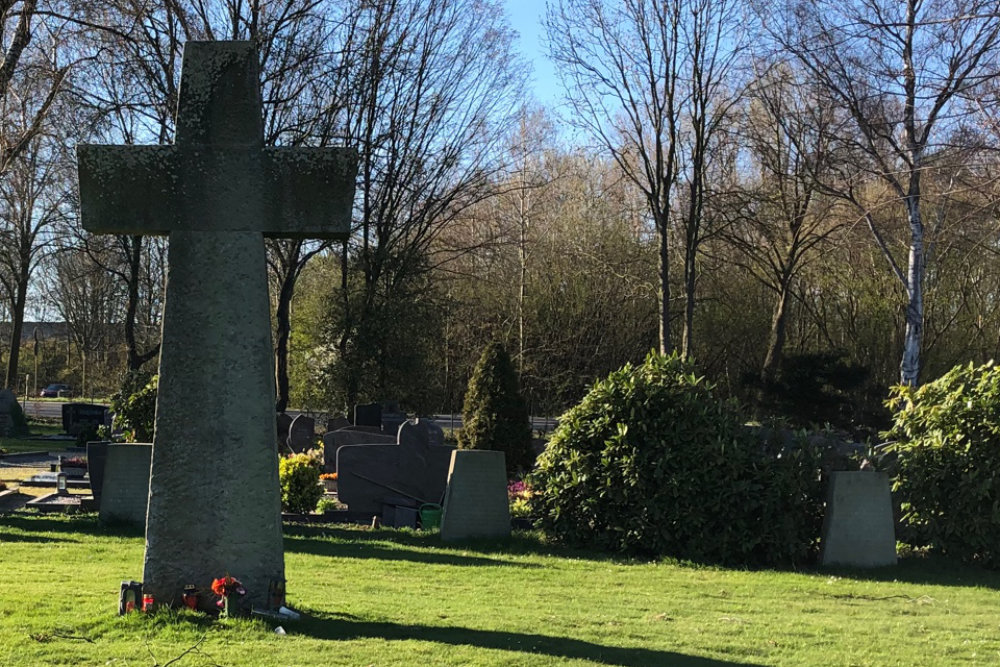 Monument Oorlogsslachtoffers Aldenhoven #3