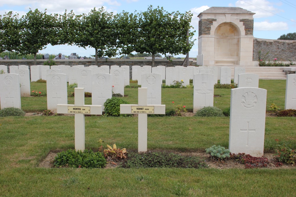 Commonwealth War Graves Estaires #5