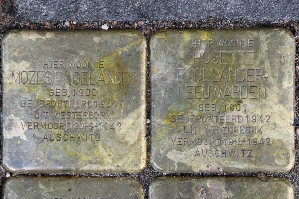 Stumbling Stones Van Naeltwijckstraat 121 #2