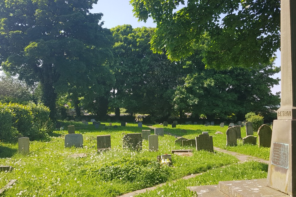 Commonwealth War Graves St. Akelda and St. Mary Churchyard #1