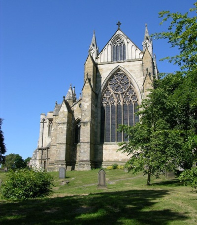 Oorlogsgraf van het Gemenebest Cathedral St. Paul and St. Wilfrid Churchyard