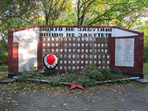 Mass Grave russian Soldiers & War Memorial 1944 #1